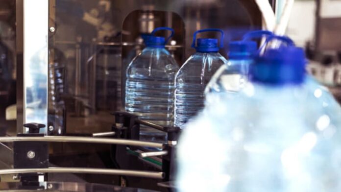 Alerta en la industria del plástico: Conflicto en Medio Oriente amenaza costos de resinas en Venezuela